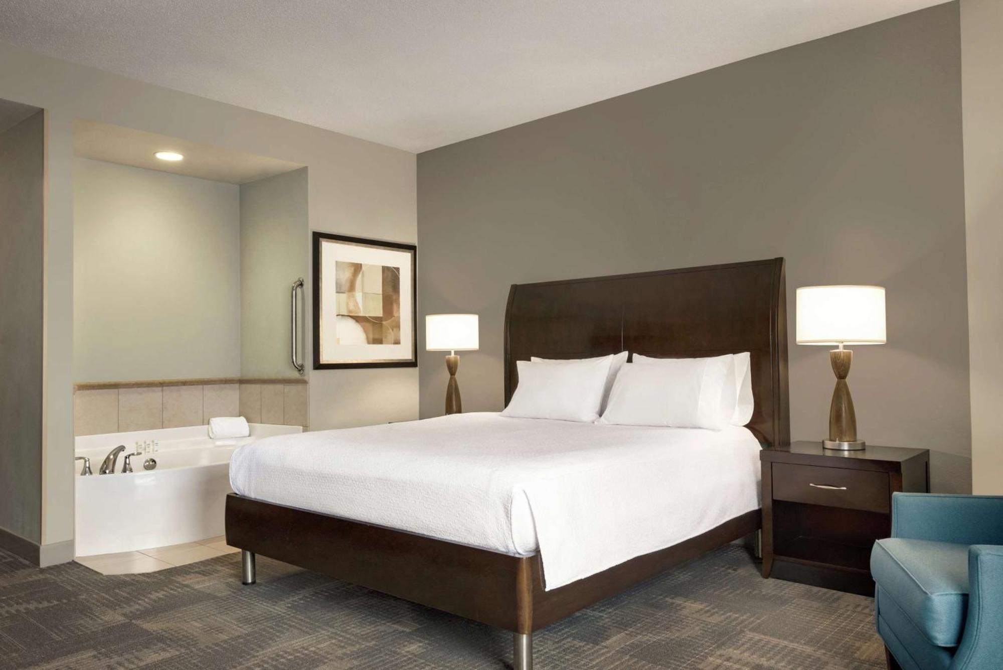 Hilton Garden Inn Minneapolis Downtown Exteriör bild